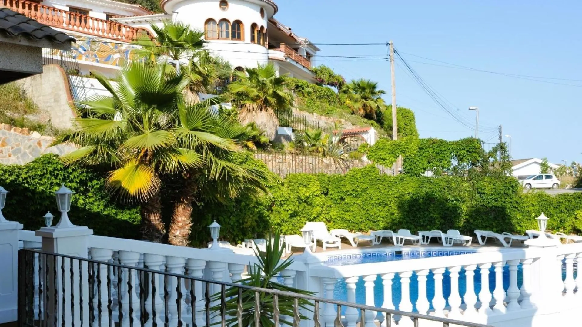 Ferienhaus Fluvia Fuer 17 Personen In Lloret De Mar Semesterbostad
